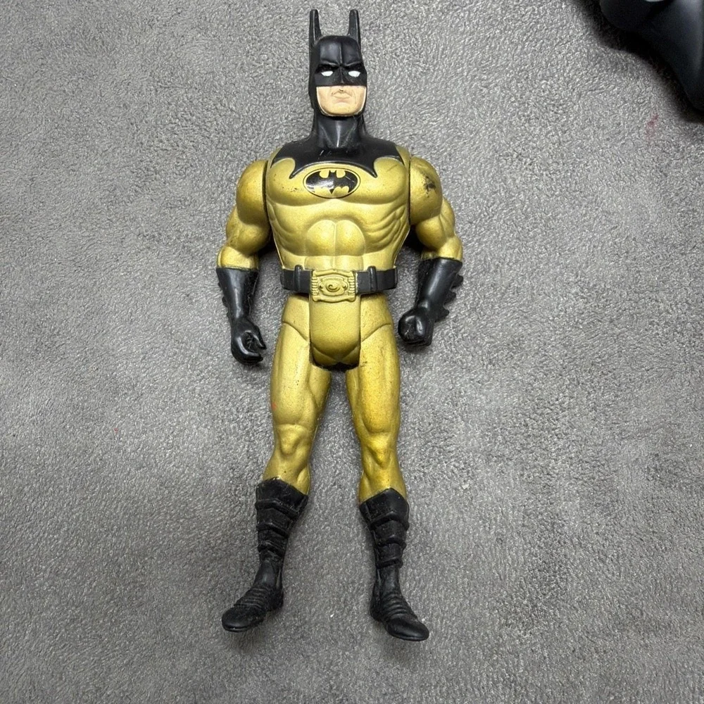 Vintage Kenner The Dark Knight Collection Batman Action Figure & Parts Lot